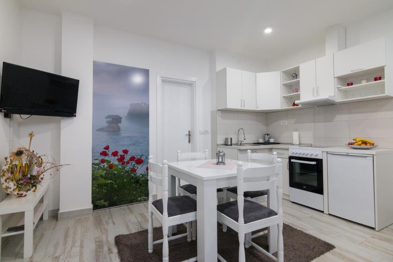 Apartment Bb Баина Баща Екстериор снимка